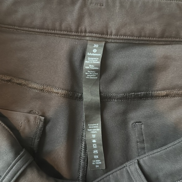 Lululemon ABC Pants- Black Size 30 - Picture 3 of 3